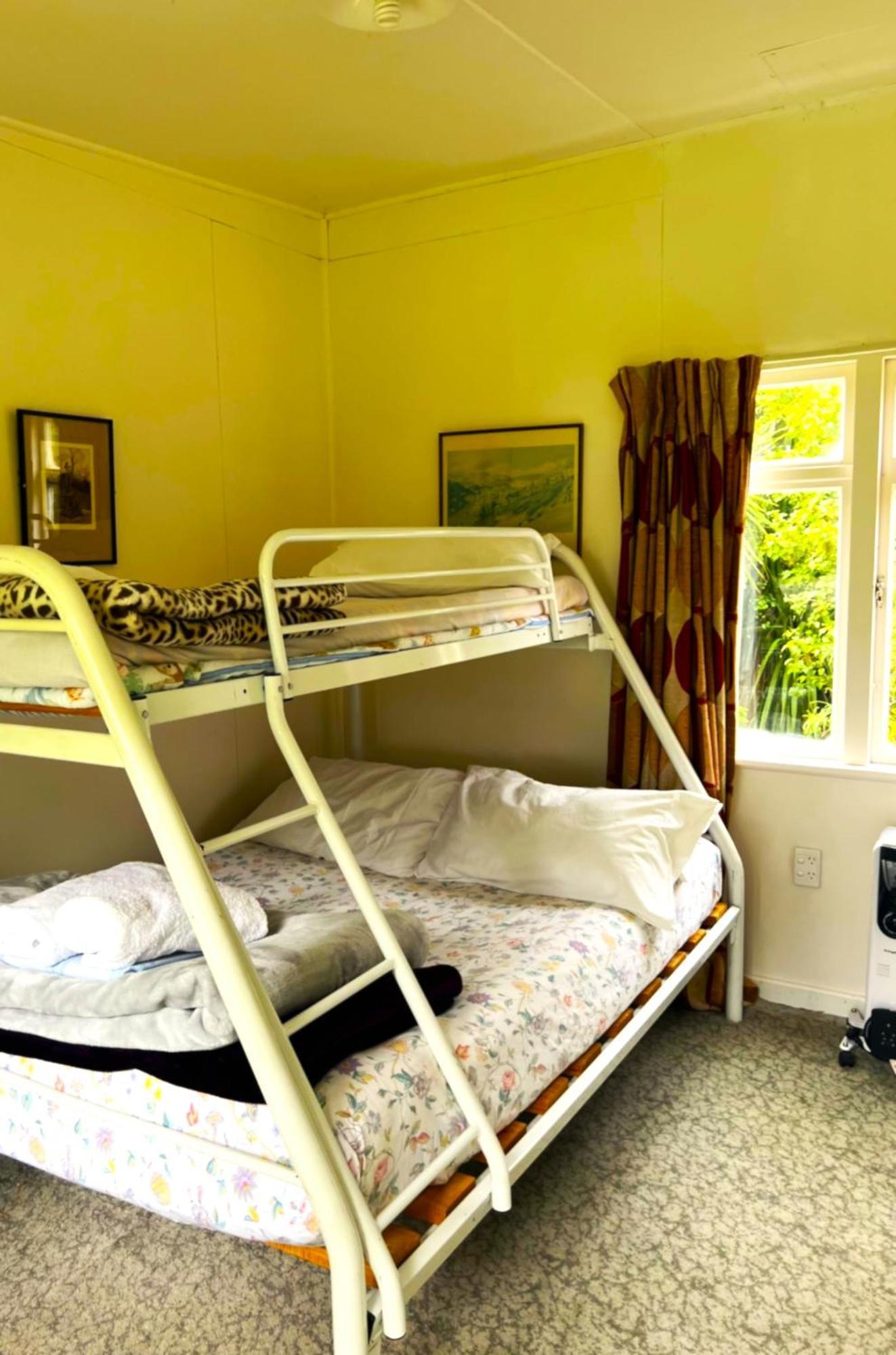 Хостел Taringatura Backpackers Benmore Экстерьер фото